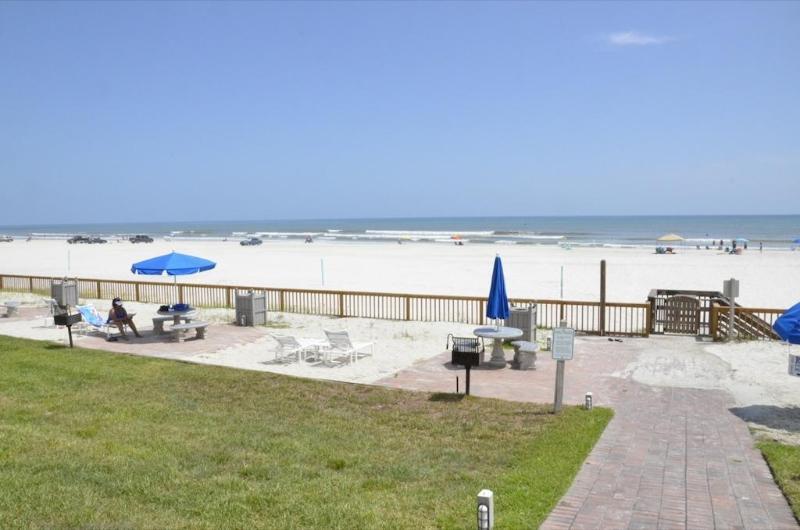 Coconut Palms Beach Resort New Smyrna Beach Bagian luar foto