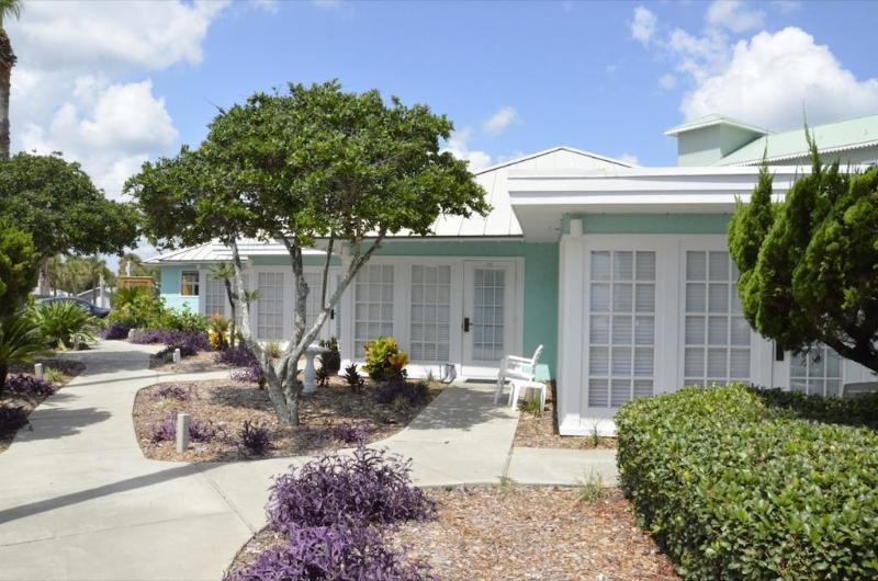 Coconut Palms Beach Resort New Smyrna Beach Bagian luar foto