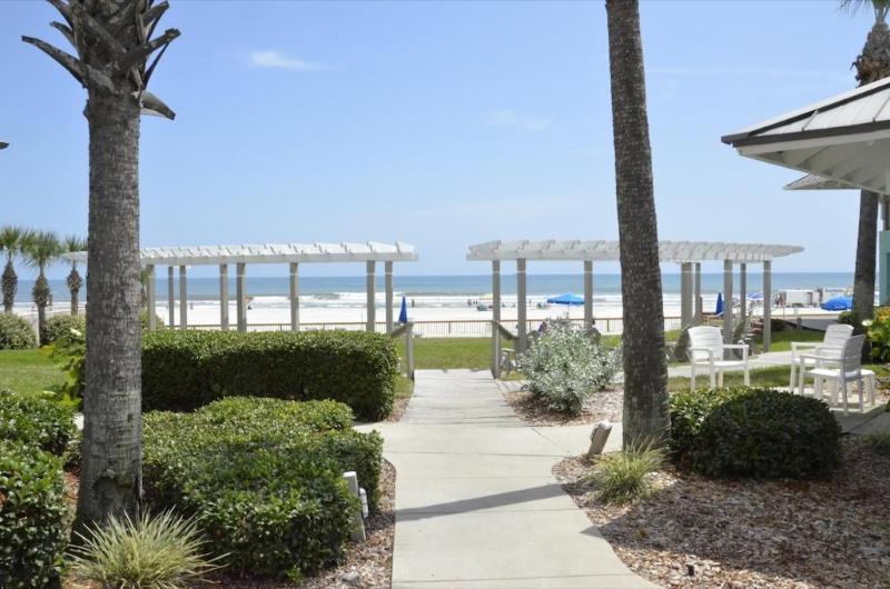 Coconut Palms Beach Resort New Smyrna Beach Bagian luar foto